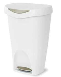plastic kitchen trash cans 13 gallon